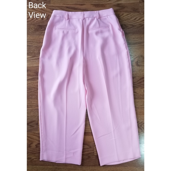 high-waisted cropped bubblegum pink pants (2) - Picture 2 of 11